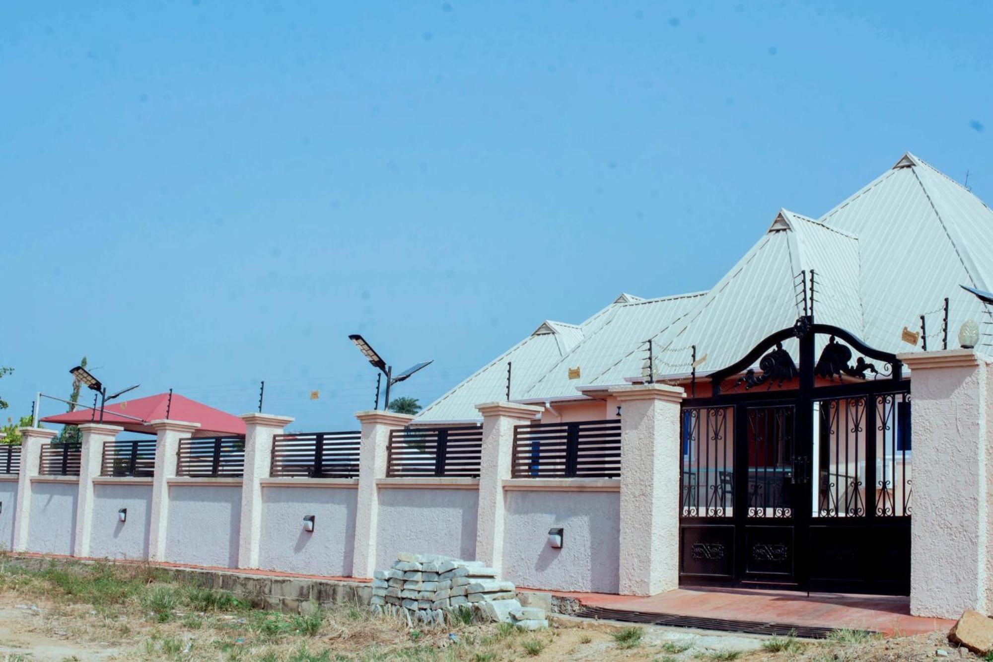 Feyintola Shortlet Apartment Ondo Exterior photo
